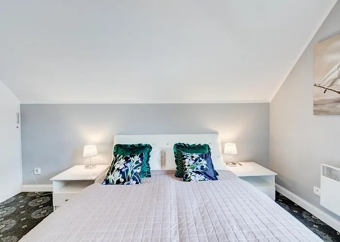 Willa Miedzywodzie * مينزفوجة