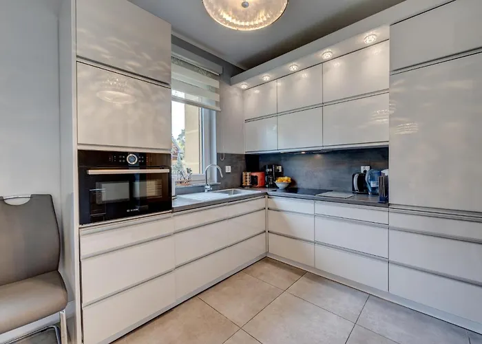 Willa Miedzywodzie Nyaraló *