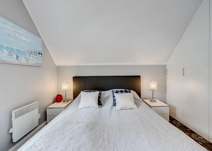 Willa Miedzywodzie Nyaraló Międzywodzie